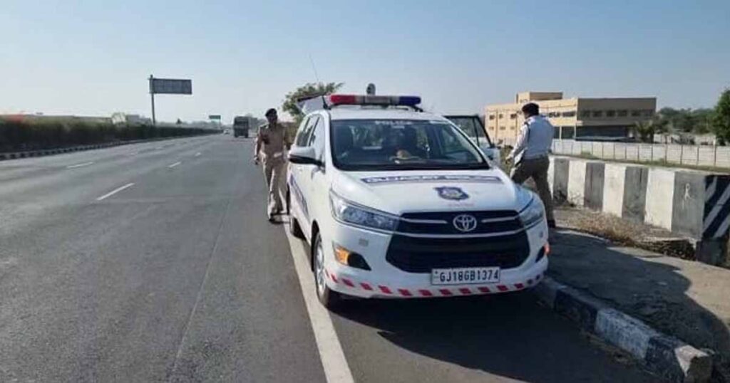 Ahmedabad Vadodara highway Speed Memo