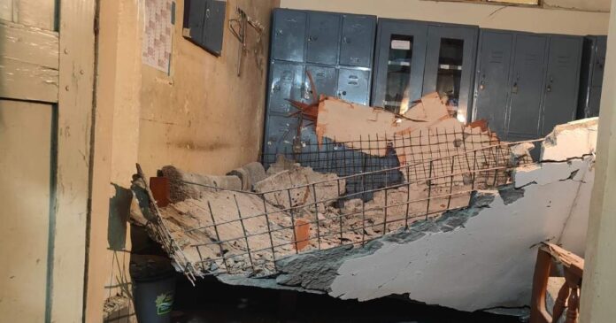 Ahmedabad V S Hospital roof collapse