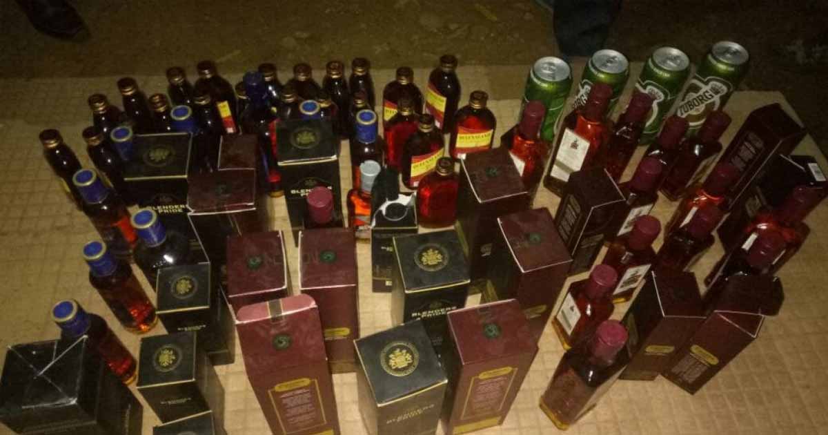 Vadodara Padra SMC raid Liquor Vadodara Padra SMC raid Liquor