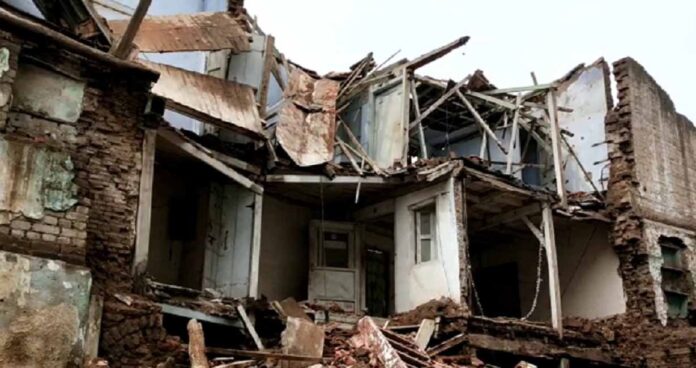 building collapsed in Bhavnagar