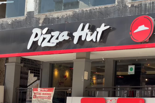 Pizza hut in surat