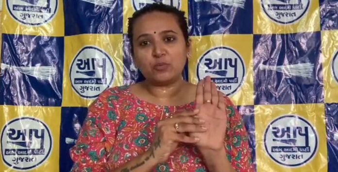 AAP Leader Reshma Patel