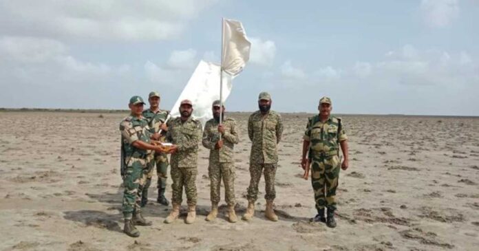BSF jawans greeted Pak Rangers on Bakrid
