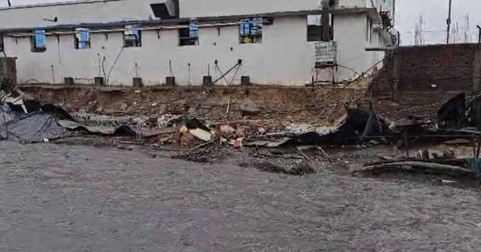 Halol GIDC Wall Collapse