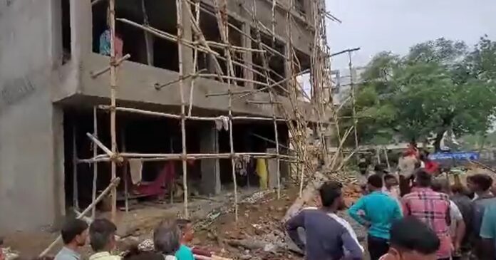 Modasa Building part collapsed one died
