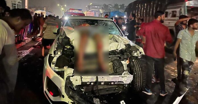 Ahmedabad Speeding Jaguar rams into crowd 9 dead