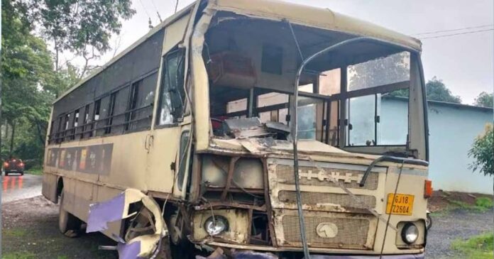 Navsari ST Bus Accident Today