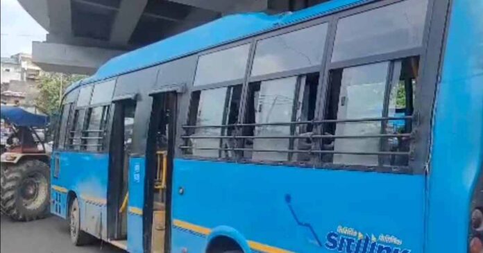 Surat BRTS Bus accident Today