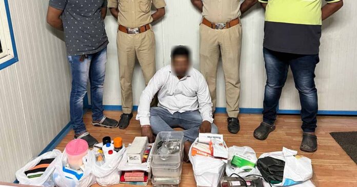 Vadodara Bogus Doctor Caught in Manjalpur