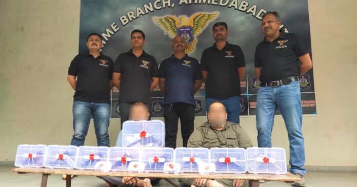 Ahmedabad Crime Branch busted Arms selling gang