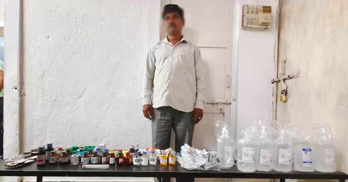 Bogus doctor caught in Mahisagar