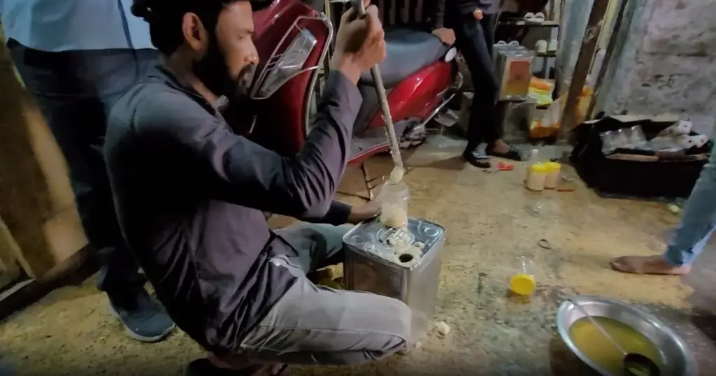 Fake ghee factory seized from Veraval