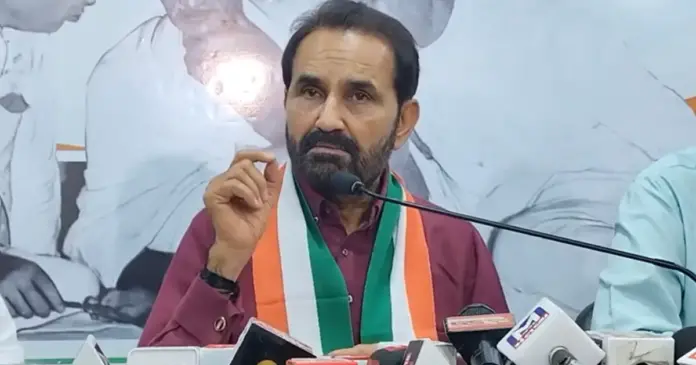 gujarat congress shaktisinh gohil