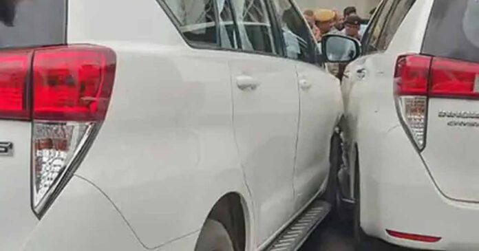 sachivalaya car accident