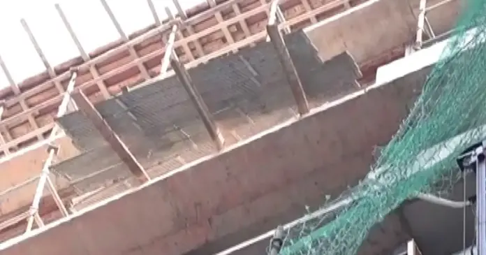 zaveri Realities construction site platform collapses