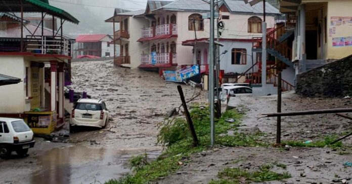 UTTARKASHI FLOOD UTTRAKHAND RAIN (X/@SumitHansd)